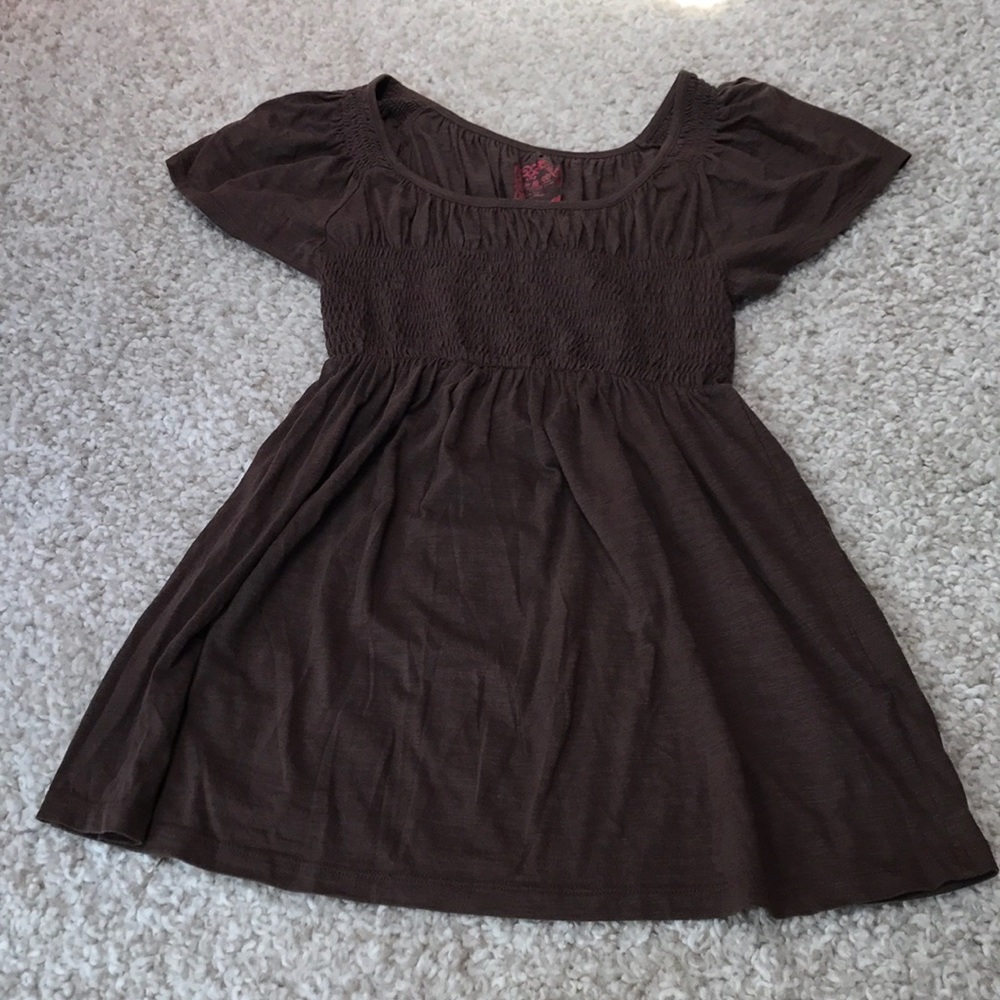 A Pea in the Pod maternity blouse